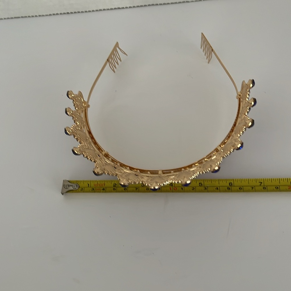 BIEMBI Hair Jewelry Crown Tiaras for Women - Picture 6 of 9